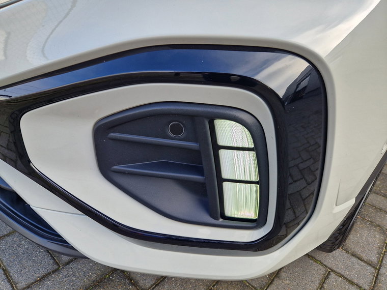 Vehicle Image 39