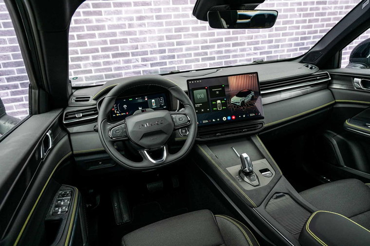 Vehicle Image 11