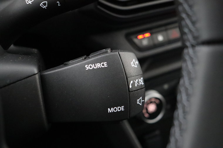 Vehicle Image 27