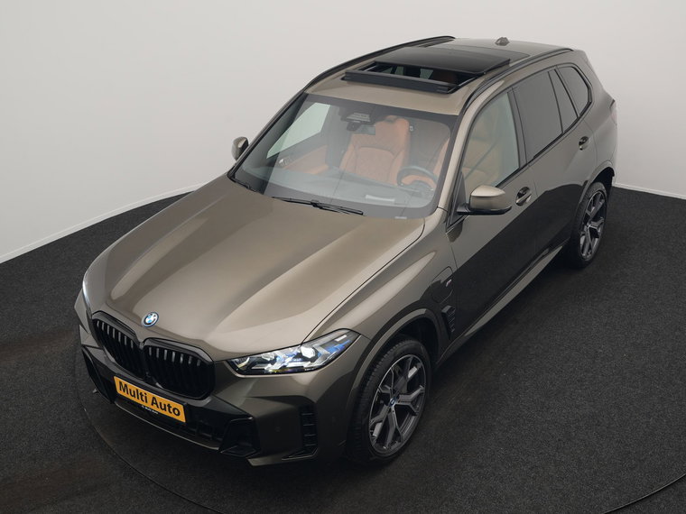 Vehicle Image 35