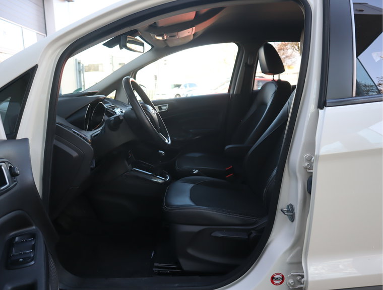 Vehicle Image 37