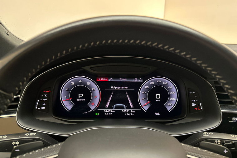 Vehicle Image 25