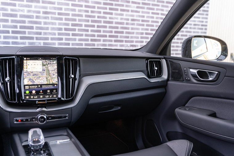 Vehicle Image 50