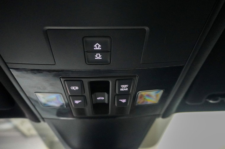 Vehicle Image 37