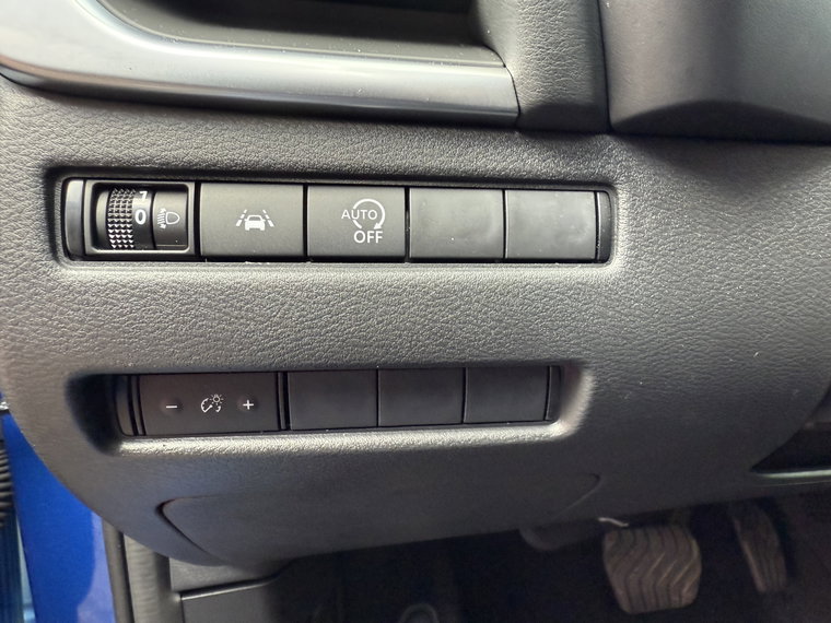 Vehicle Image 26