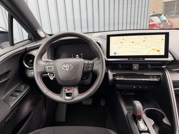 Vehicle Image 17
