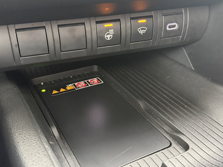 Vehicle Image 28