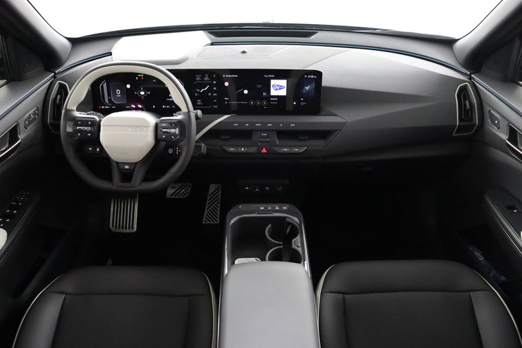 Vehicle Image 30