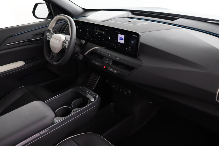 Vehicle Image 31