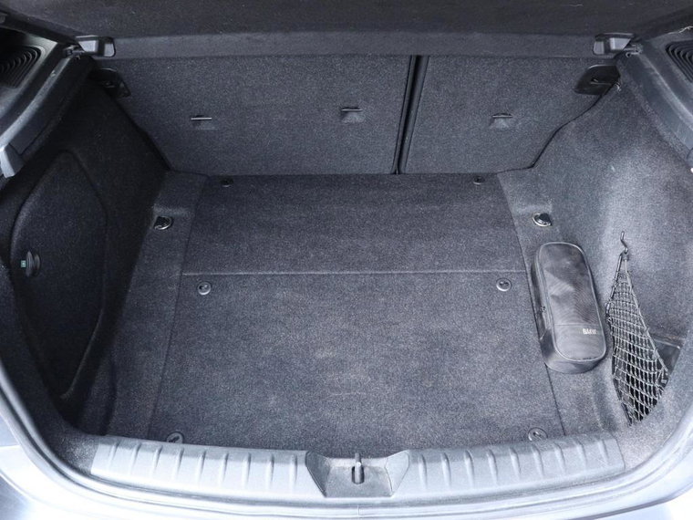 Vehicle Image 39