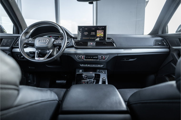 Vehicle Image 20