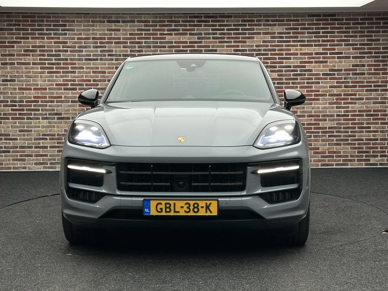 Vehicle Image 24