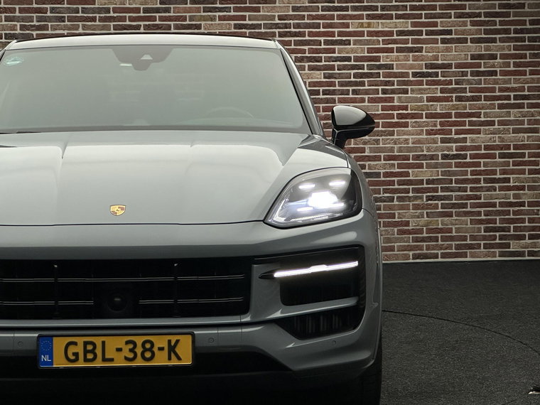 Vehicle Image 34