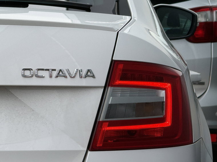 Vehicle Image 40