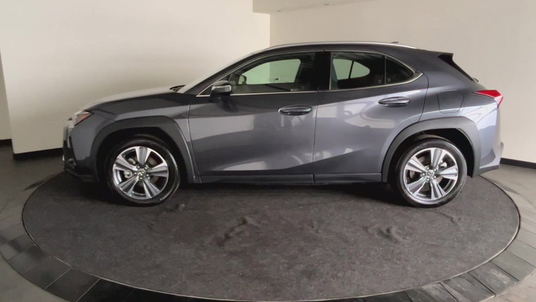 Vehicle Image 12