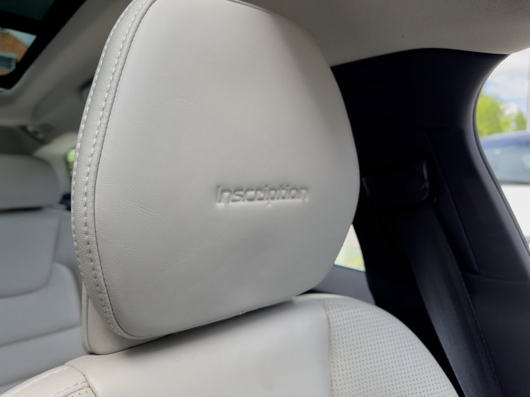 Vehicle Image 33