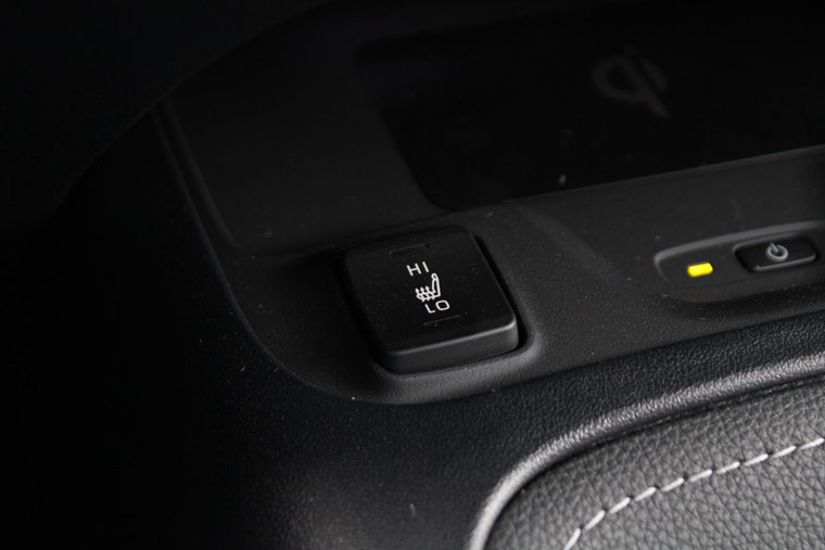 Vehicle Image 32