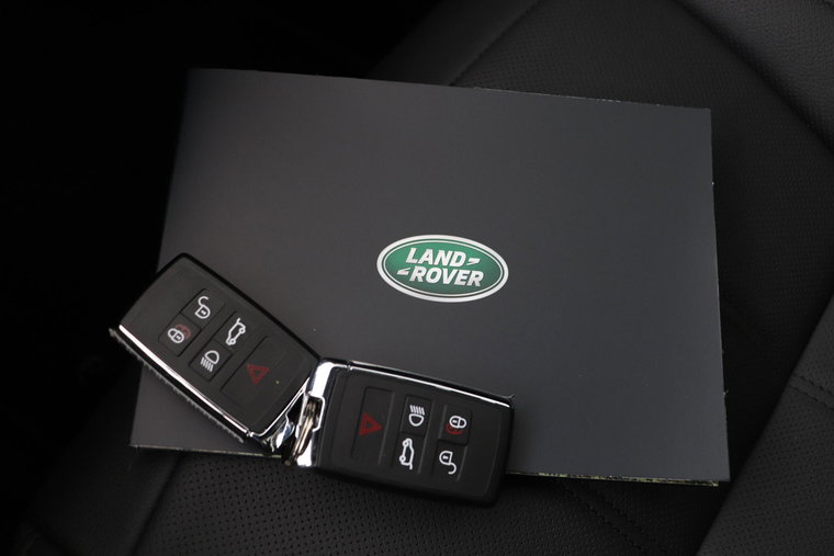 Vehicle Image 18