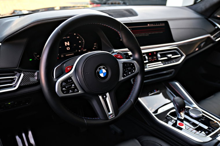 Vehicle Image 22
