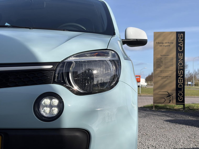Vehicle Image 35