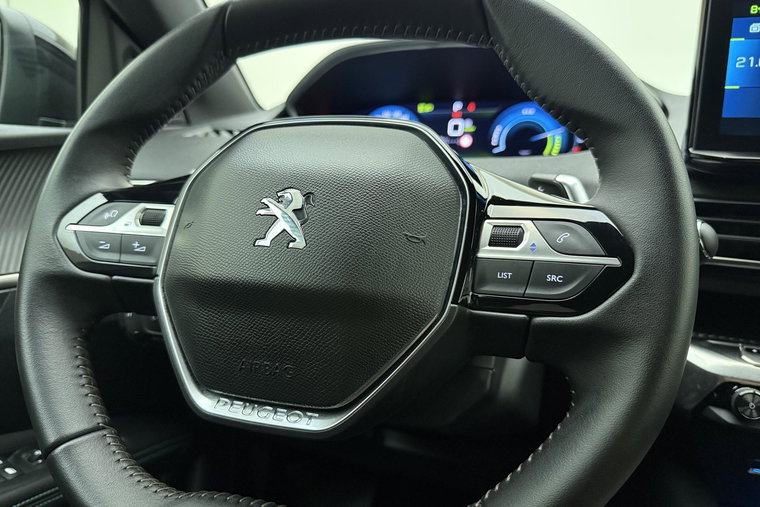 Vehicle Image 26