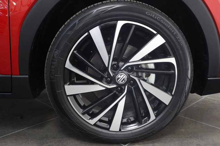 Vehicle Image 30