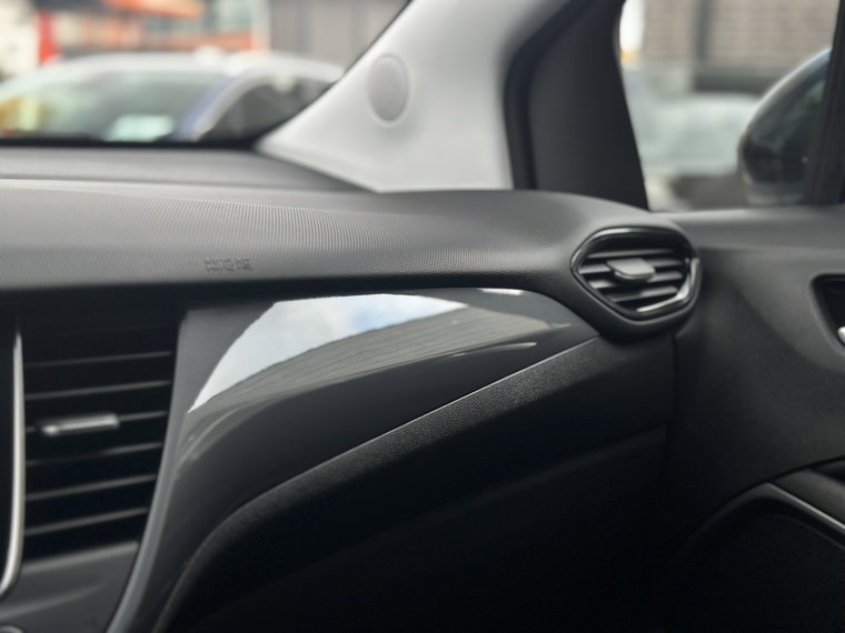 Vehicle Image 37
