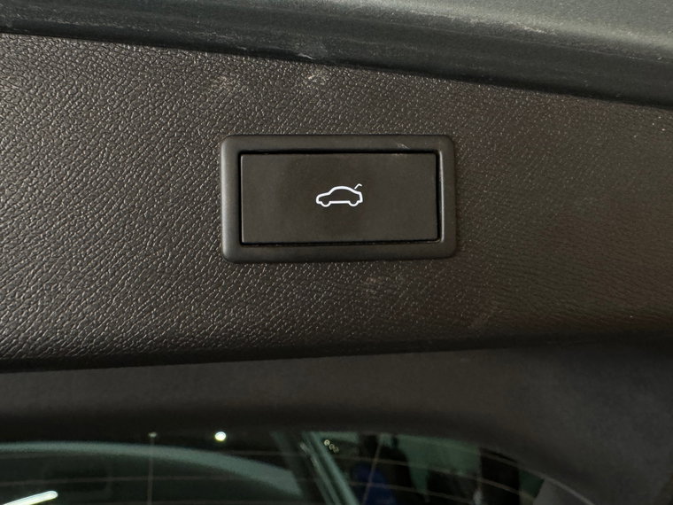 Vehicle Image 41