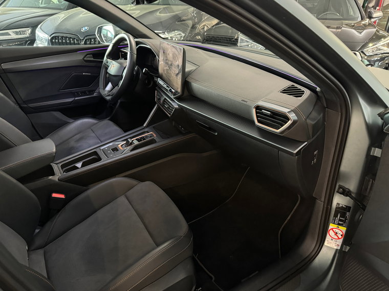 Vehicle Image 45