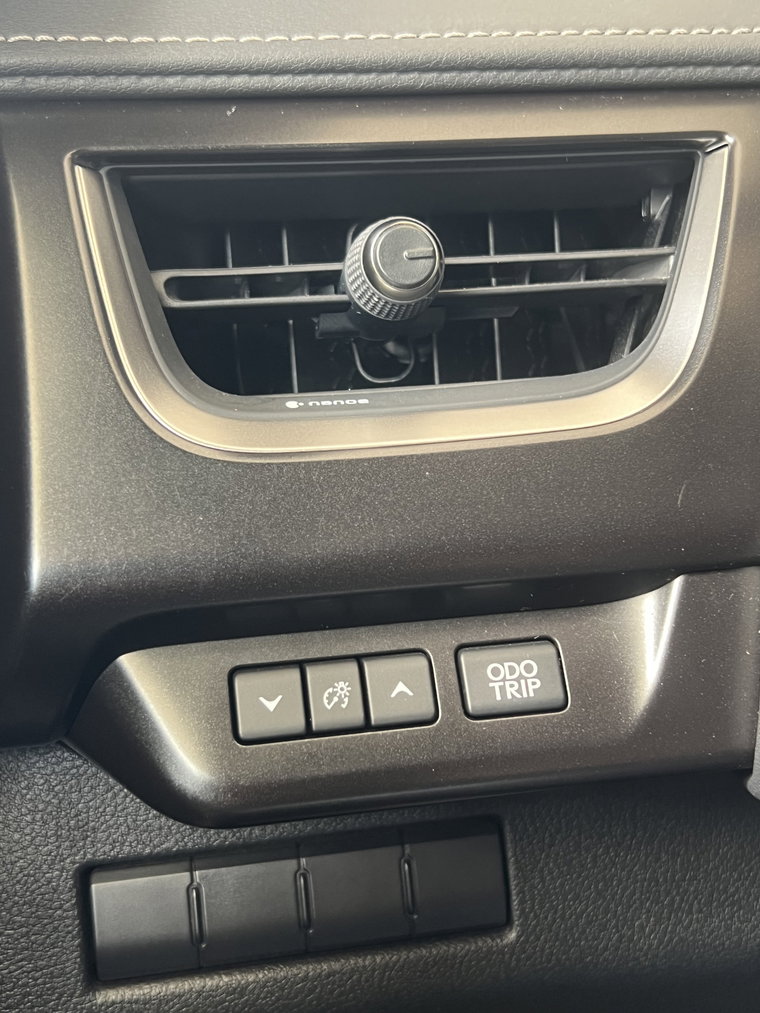 Vehicle Image 27