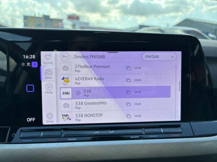 Vehicle Image 22