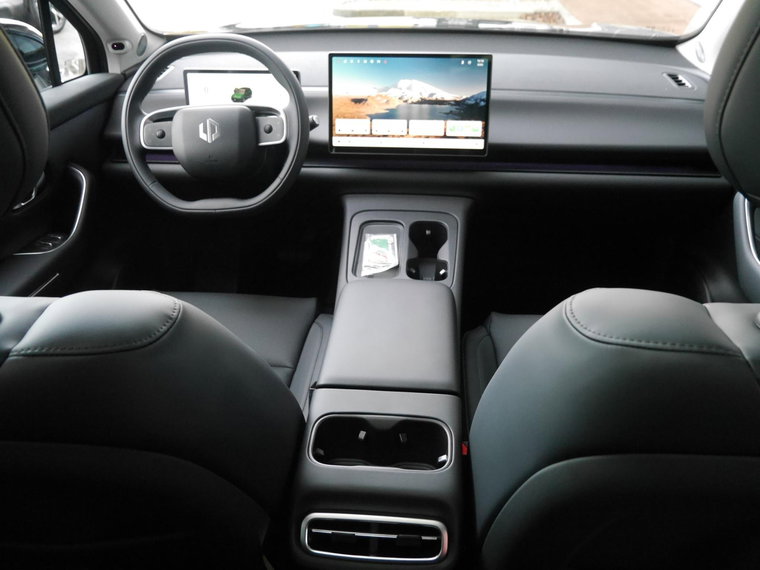 Vehicle Image 7