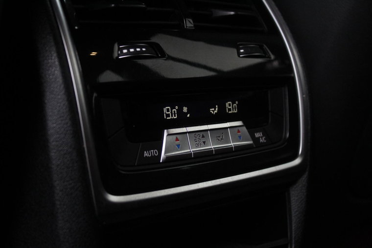 Vehicle Image 39