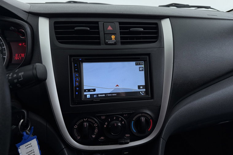 Vehicle Image 18