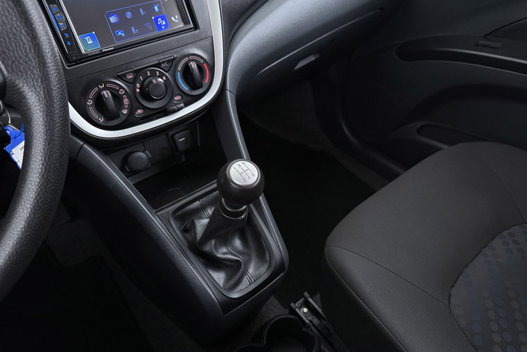 Vehicle Image 22