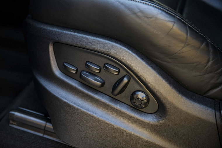Vehicle Image 36