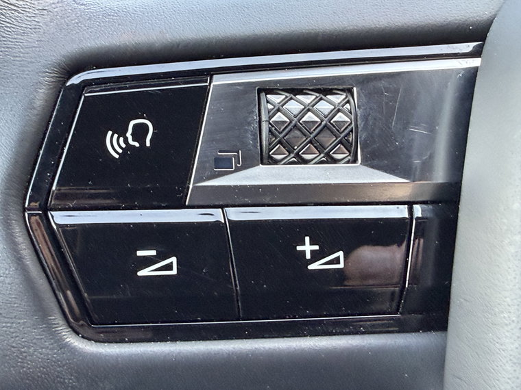 Vehicle Image 27