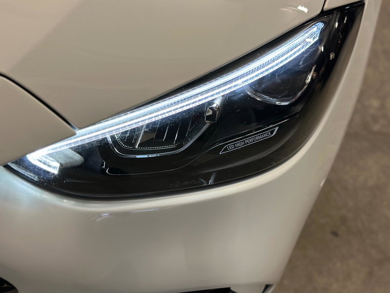 Vehicle Image 33