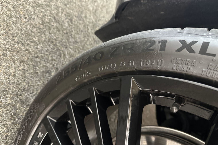 Vehicle Image 36