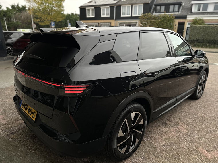Vehicle Image 35