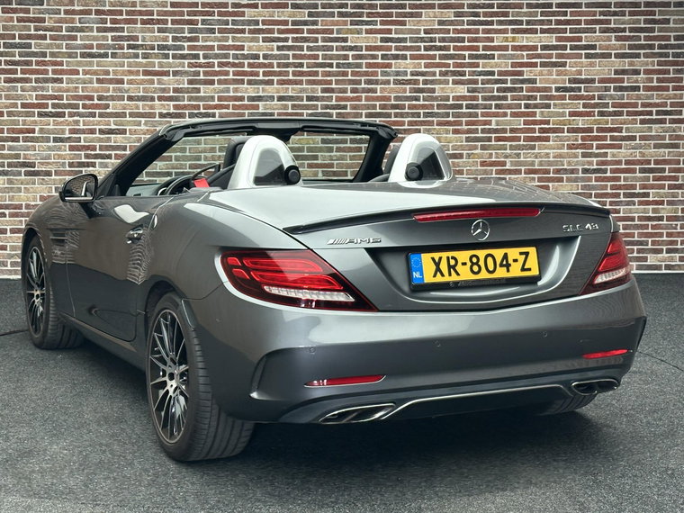 Vehicle Image 38