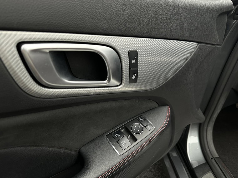 Vehicle Image 45