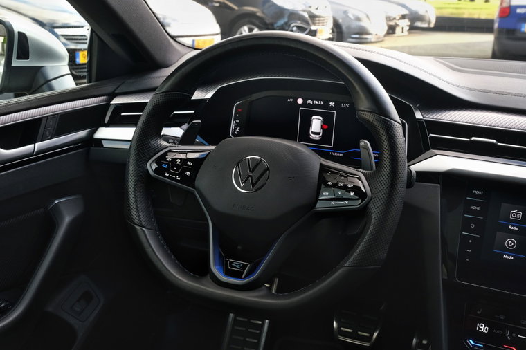 Vehicle Image 21