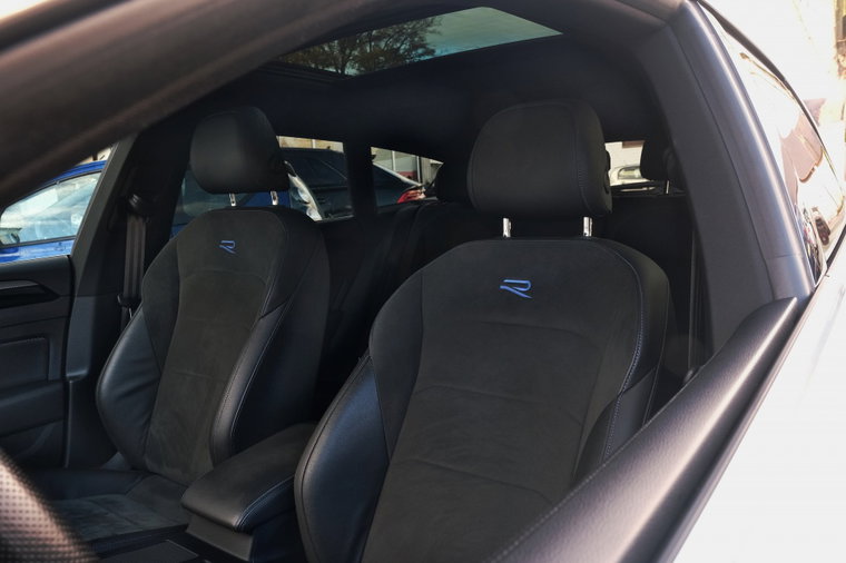 Vehicle Image 36
