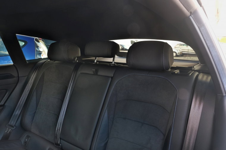 Vehicle Image 37