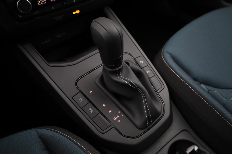 Vehicle Image 28