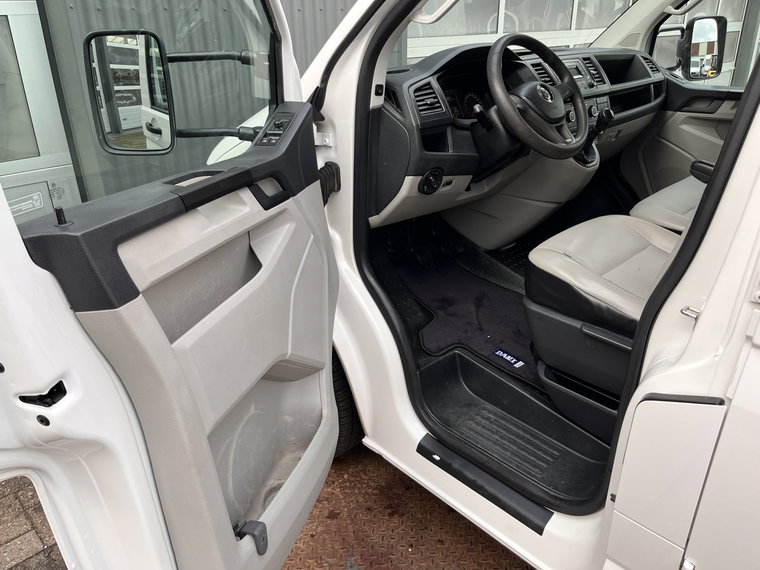 Vehicle Image 37