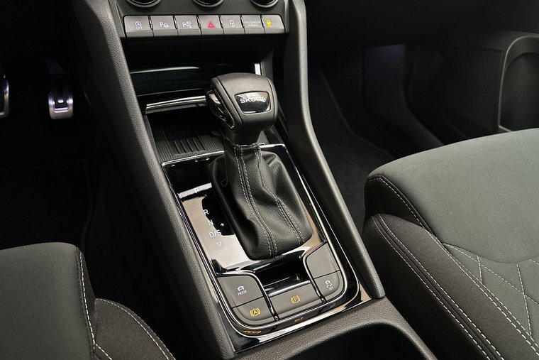Vehicle Image 38