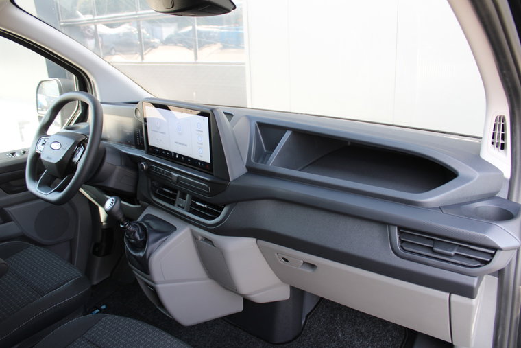 Vehicle Image 33