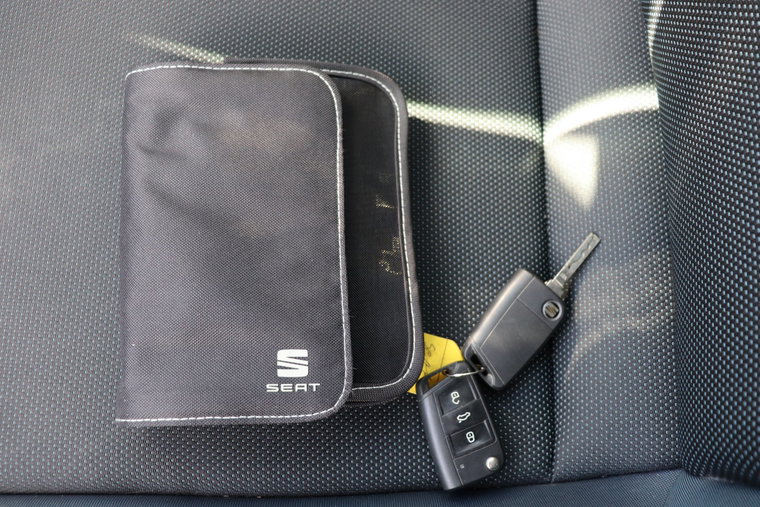 Vehicle Image 26